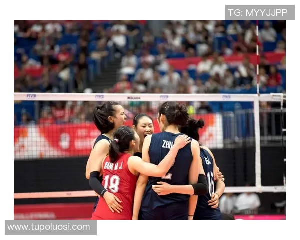 上海排球队在杯赛中的团队协作表现分析与启示 上海排球队在杯赛中的团队协作表现分析与启示