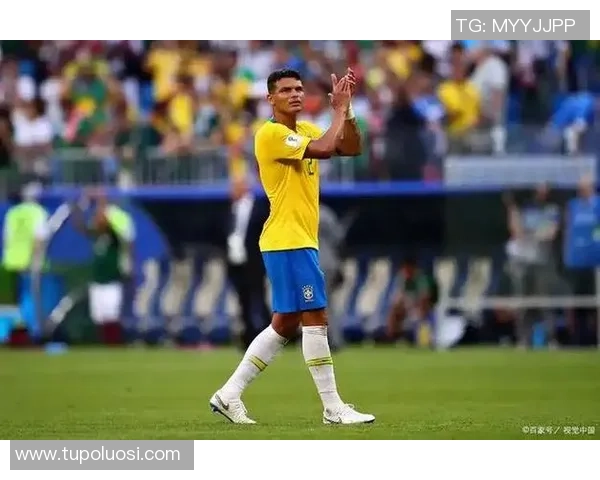 从球场到教练席足球明星转型教练的成功之路探秘 从球场到教练席足球明星转型教练的成功之路探秘