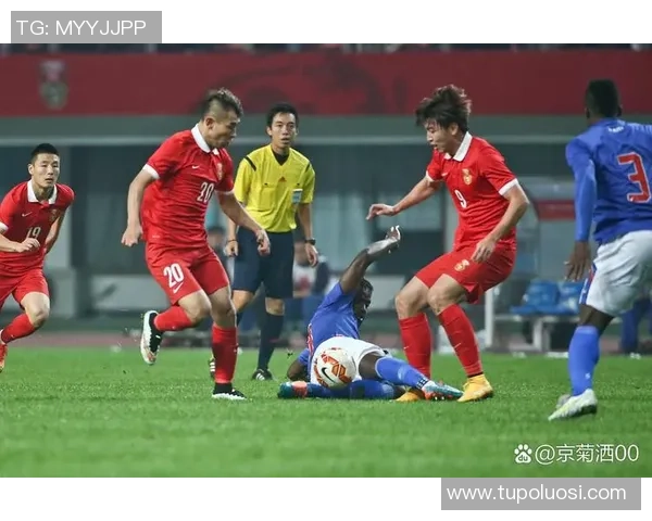 南京足球队逆袭联合会杯的传奇之路与荣耀时刻回顾