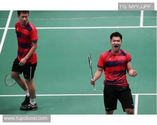 重庆羽毛球队实力强劲荣登全国第二名引发广泛关注与热议