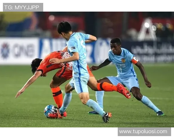 上海足球队防反战术解析：如何在比赛中逆转局势与提升竞争力